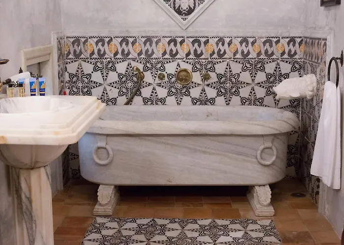 Yourhome - Palazzo Crocione Apartment *